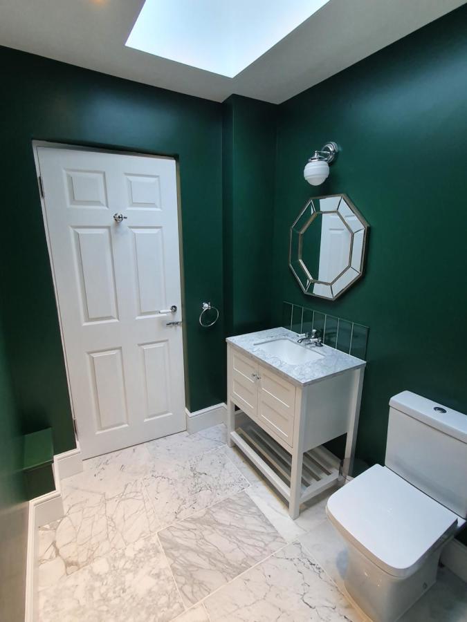 The Loughborough - Elegant, Glamourous Boutique 1 Bed, Central Truro Exterior photo